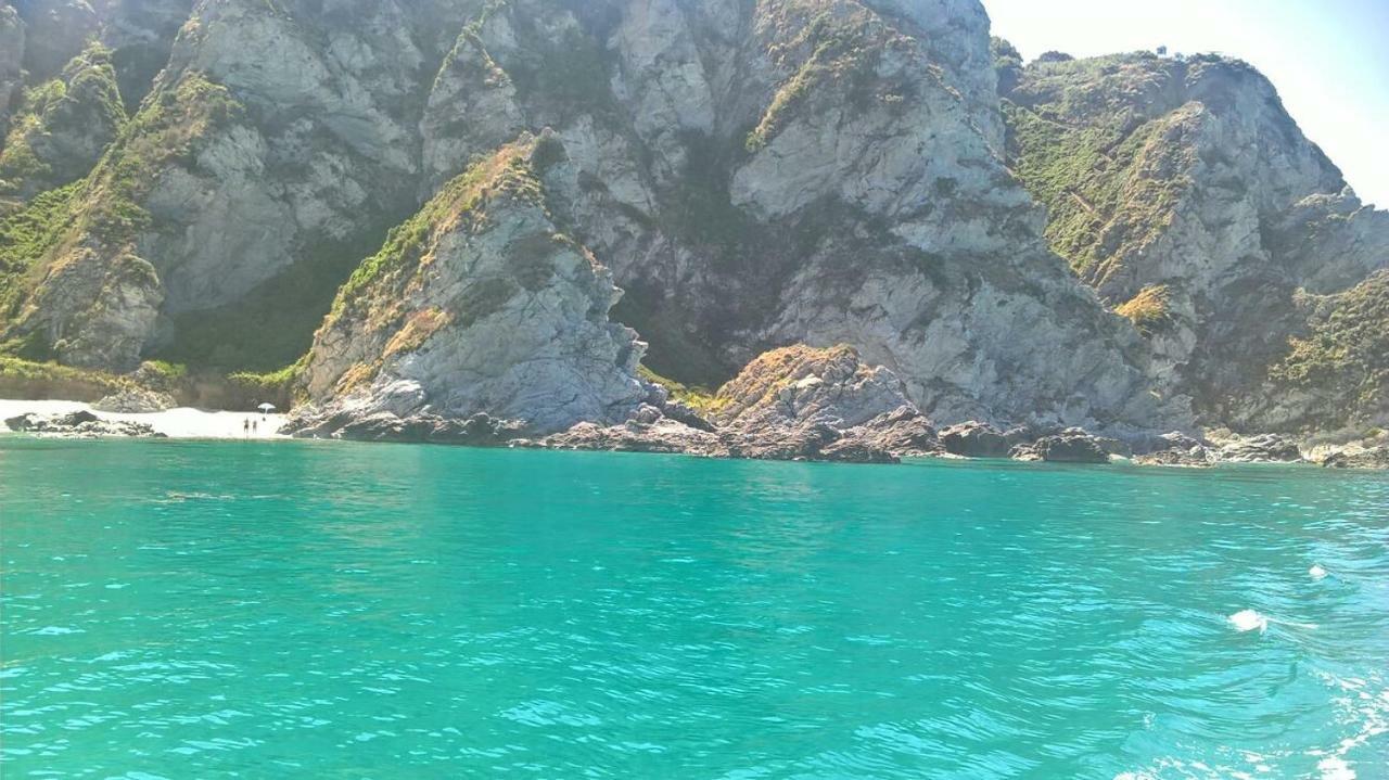 Acquarium Tropea Bed & Breakfast Екстериор снимка